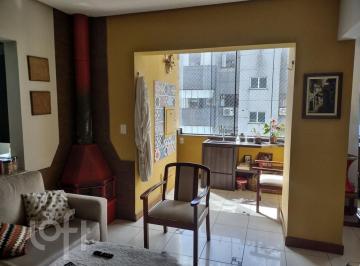 https:__pui.loft.com.br_listings_2ca956ae-0873-461e-ae75-36fea9c7f793_photos_cfc8f633?preset=desktop · Apartamento à venda em Camaquã com 158 m², 5 quartos, 1 suíte, 1 vaga