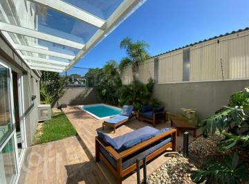 https:__pui.loft.com.br_listings_36cb8a38-d67c-4d87-bd41-c6bc500ad962_photos_fc2881e3?preset=desktop · Apartamento à venda em Glória com 146 m², 2 quartos, 1 suíte, 1 vaga