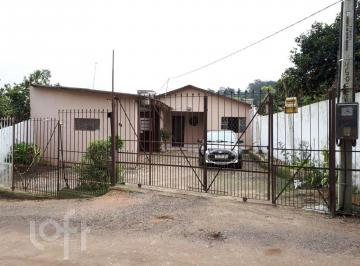 https:__pui.loft.com.br_listings_266aeaee-6315-40db-910b-e37ffa3a2bb3_photos_a7763402?preset=desktop · Casa à venda em Belém Velho com 380 m², 3 quartos