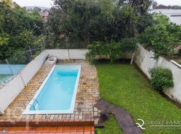 https:__pui.loft.com.br_listings_a32a6398-48f4-4ca4-98cd-91551fad7a8b_photos_fc5d3813?preset=desktop · Casa à venda em Vila Assunção com 470 m², 3 quartos, 1 suíte, 4 vagas