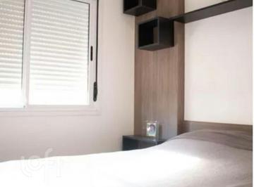 https:__pui.loft.com.br_listings_fea71bda-4afa-4b4c-98d3-3dbe8674c501_photos_feb83576?preset=desktop · Apartamento à venda em Partenon com 50 m², 2 quartos, 1 vaga