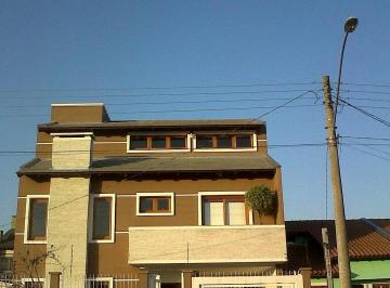 https:__pui.loft.com.br_listings_bc254fc6-4d59-43cf-9927-16cb34bea913_photos_13b22260?preset=desktop · Casa à venda em Hipica com 200 m², 4 quartos, 1 suíte, 3 vagas