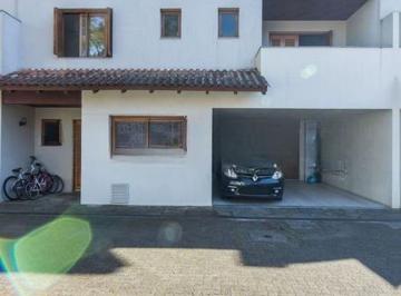https:__pui.loft.com.br_listings_52ae589e-b4c7-4bcc-bbfe-1467080efae2_photos_e3ef92ee?preset=desktop · Casa à venda em Ipanema com 334 m², 4 quartos, 1 suíte, 2 vagas