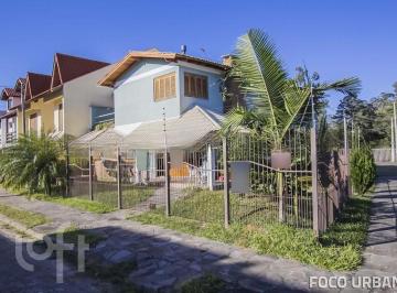 https:__pui.loft.com.br_listings_a19be6e1-a0f7-494a-b4a1-e503c4a3ed3a_photos_023e3e55?preset=desktop · Casa à venda em Hipica com 250 m², 3 quartos, 1 suíte, 2 vagas