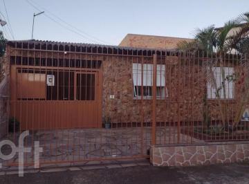 https:__pui.loft.com.br_listings_d55509b0-ab4a-48c8-9ff8-a963a17483e9_photos_d9181380?preset=desktop · Casa à venda em Sarandi com 138 m², 4 quartos, 4 vagas