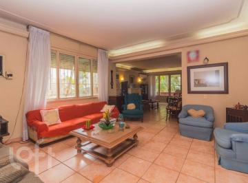 https:__pui.loft.com.br_listings_bc6ad699-2ba4-47d8-8fe3-78b6b448540e_photos_d3d49d85?preset=desktop · Apartamento à venda em Moinhos de Vento com 263 m², 4 quartos, 2 vagas