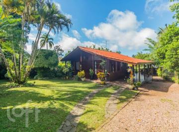 https:__pui.loft.com.br_listings_2f969808-9f5a-4033-a488-f7a70069ebf5_photos_4ed2c2d0?preset=desktop · Casa à venda em Belém Novo com 205 m², 5 quartos, 3 vagas