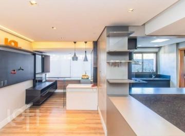 https:__pui.loft.com.br_listings_c713664f-8f6a-423e-ac99-390b5a3de763_photos_19222b53?preset=desktop · Excelente ap 2 suítes e lavabo c/gar no São João