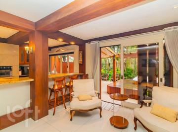 https:__pui.loft.com.br_listings_4333c3bc-8ee4-4487-a715-6a5d251c2964_photos_77d9fdf1?preset=desktop · Casa à venda em Três Figueiras com 376 m², 5 quartos, 1 suíte, 3 vagas