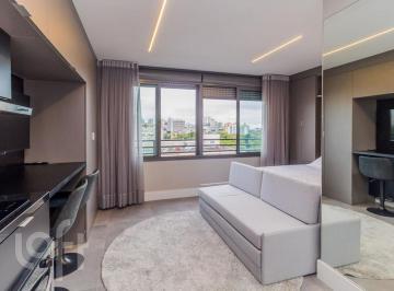 https:__pui.loft.com.br_listings_3e65af90-adb1-4b32-8d1f-e6a4e0533182_photos_16d37769?preset=desktop · Apartamento à venda em Cidade Baixa com 27 m², 1 quarto, 1 vaga