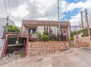 https:__pui.loft.com.br_listings_7cc57f66-c501-4157-9077-5e0938b7f13d_photos_a08e9a5a?preset=desktop · Casa à venda em Vila Jardim com 154 m², 3 quartos, 4 vagas
