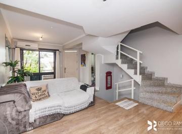 https:__pui.loft.com.br_listings_558a51a1-3f6c-452f-9112-4a64aa0a630d_photos_b362158b?preset=desktop · Casa à venda em Sarandi com 158 m², 3 quartos, 1 suíte, 2 vagas