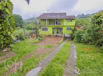 https:__pui.loft.com.br_listings_450bc4a5-c821-4793-b25c-5aa71cfb7480_photos_832204e1?preset=desktop · Casa à venda em Belém Velho com 300 m², 5 quartos, 1 suíte, 10 vagas