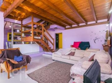 https:__pui.loft.com.br_listings_a8e0452c-3bb4-4b64-90b4-678aaaa45f95_photos_7e8a5647?preset=desktop · Casa à venda em Vila Nova com 199 m², 4 quartos, 1 suíte, 2 vagas