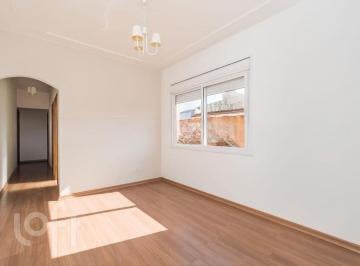 https:__pui.loft.com.br_listings_78f7b715-5f07-4bba-806e-265bf6557f85_photos_dd4fbadd?preset=desktop · Apartamento à venda em Cidade Baixa com 94 m², 3 quartos