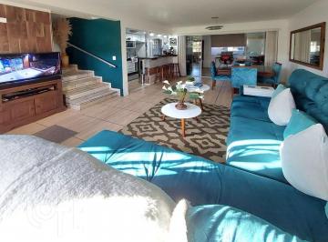 https:__pui.loft.com.br_listings_26012a93-3fa9-429f-9298-c28f07988a3b_photos_1dba555e?preset=desktop · Casa à venda em Hipica com 118 m², 3 quartos, 4 vagas
