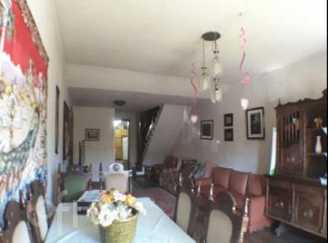 https:__pui.loft.com.br_listings_1ed08ab3-05d4-4f6f-a8d4-b33b034125f0_photos_f16878fa?preset=desktop · Casa à venda em Vila Jardim com 150 m², 3 quartos, 1 suíte, 3 vagas