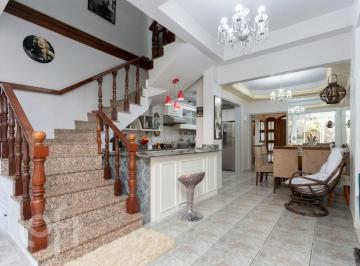 https:__pui.loft.com.br_listings_10dd998d-578e-4f2d-ab9d-c9087dbb52c7_photos_181dc098?preset=desktop · Casa à venda em Rubem Berta com 190 m², 3 quartos, 1 suíte, 2 vagas