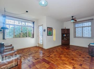 https:__pui.loft.com.br_listings_4e1e7db0-156f-486b-ae23-5db1f0c03c1c_photos_9ce375d0?preset=desktop · Casa à venda em Teresópolis com 362 m², 3 quartos, 1 vaga