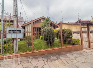 https:__pui.loft.com.br_listings_78ea0176-8d83-4b6d-b4a6-a9d106a96fe5_photos_170fdec7?preset=desktop · Casa à venda em Cavalhada com 305 m², 4 quartos, 3 vagas