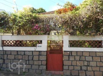 https:__pui.loft.com.br_listings_ac91b3e4-388e-4625-bf7b-646bec47b300_photos_04ac3fe1?preset=desktop · Casa à venda em Cascata com 140 m², 3 quartos, 4 vagas