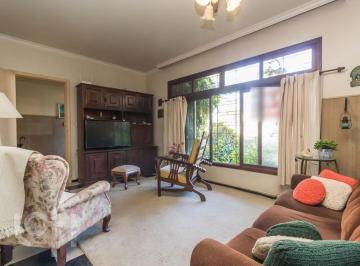 https:__pui.loft.com.br_listings_c04b0ac6-6d7b-43a2-a4af-64a66924cb6a_photos_c3802ab1?preset=desktop · Casa à venda em Jardim Lindóia com 411 m², 6 quartos, 6 vagas