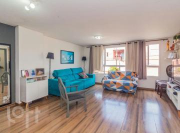 https:__pui.loft.com.br_listings_599b4afa-362d-4788-9bfe-472d83dc8f8b_photos_da71aa4e?preset=desktop · Casa à venda em Camaquã com 195 m², 3 quartos, 1 suíte, 4 vagas