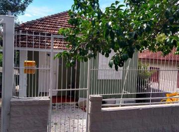 https:__pui.loft.com.br_listings_7e684a6d-0dbc-4346-84b1-f96b9a1b5ad1_photos_e2c94c1e?preset=desktop · Casa à venda em Camaquã com 90 m², 3 quartos, 1 vaga