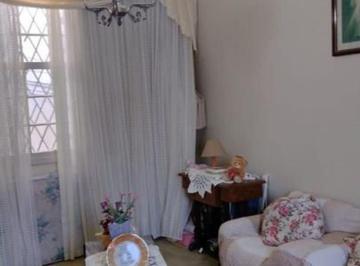 https:__pui.loft.com.br_listings_50084adc-6258-43fe-b2e3-93e83a46f881_photos_631adc3c?preset=desktop · Casa à venda em Teresópolis com 157 m², 3 quartos, 6 vagas