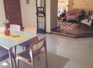 https:__pui.loft.com.br_listings_1f158973-ee20-4b3b-ae61-a662f358e56a_photos_001e4496?preset=desktop · Casa à venda em Vila Nova com 189 m², 3 quartos, 1 suíte, 2 vagas