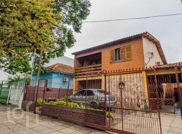 https:__pui.loft.com.br_listings_7511f330-add3-4b45-bacf-05a094510e2e_photos_44b5c7f5?preset=desktop · Casa à venda em Jardim Botânico com 237 m², 6 quartos, 3 vagas