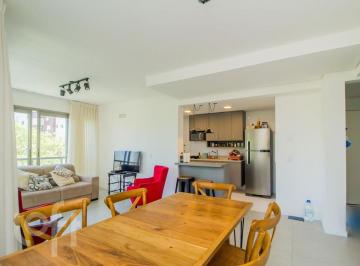 https:__pui.loft.com.br_listings_546a589d-dcca-47bf-8bc5-c32a73a12218_photos_c4d1adf6?preset=desktop · Apartamento à venda em Menino Deus com 105 m², 3 quartos, 1 suíte, 2 vagas