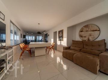 https:__pui.loft.com.br_listings_82b4fabd-b0ec-4069-9009-9cfd8bda3f78_photos_7136af96?preset=desktop · Apartamento à venda em Centro com 286 m², 5 quartos, 1 suíte