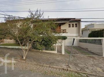 https:__pui.loft.com.br_listings_d340606f-c91d-4dfa-bac7-6111ba117afb_photos_51cd87d0?preset=desktop · Casa à venda em Jardim do Salso com 308 m², 3 quartos, 3 suítes, 4 vagas