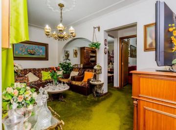 https:__pui.loft.com.br_listings_91df4e6f-d8dc-41b4-9b4a-28cfd180bb85_photos_6eeddb28?preset=desktop · Apartamento à venda em Vila Ipiranga com 113 m², 4 quartos