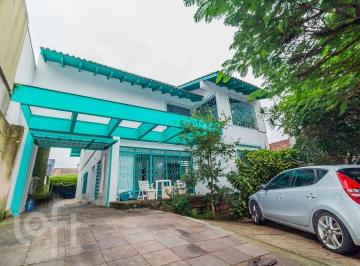 https:__pui.loft.com.br_listings_208fb73e-dbd7-4e99-aae8-e60d55277169_photos_99598096?preset=desktop · Casa à venda em Guarujá com 400 m², 5 quartos, 3 suítes, 5 vagas