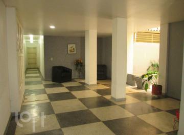 https:__pui.loft.com.br_listings_3bb0af87-24aa-4bbf-8b1b-4dc1b3a914cb_photos_de52e57c?preset=desktop · Apartamento de 3 dormitórios com 1 vaga no bairro São João
