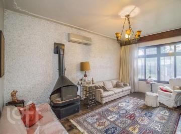 https:__pui.loft.com.br_listings_7210e288-a8e5-4d8a-bde4-78e81bd07f56_photos_e0c55864?preset=desktop · Casa à venda em Santa Tereza com 258 m², 4 quartos, 1 suíte, 5 vagas