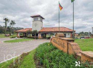https:__pui.loft.com.br_listings_85e3aa8f-6cec-45aa-8906-b4fd9b9e9b22_photos_5c645326?preset=desktop · Casa à venda em Belém Novo com 330 m², 4 quartos, 1 suíte, 3 vagas