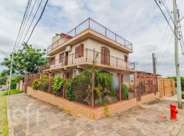 https:__pui.loft.com.br_listings_d1db3725-df1e-4cd0-a049-a746355e469c_photos_ae440995?preset=desktop · Casa à venda em Vila Nova com 340 m², 3 quartos, 1 suíte, 2 vagas