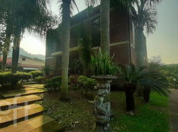 https:__pui.loft.com.br_listings_c93eb991-2921-4497-a36c-a577c3b6eb1a_photos_4facfdb0?preset=desktop · Casa à venda em Hipica com 2574 m², 2 quartos, 1 suíte, 4 vagas