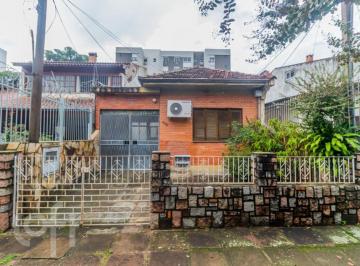 https:__pui.loft.com.br_listings_4992da74-13fb-48a9-8ff8-4697052fcb30_photos_ac85bd25?preset=desktop · Casa à venda em Higienópolis com 216 m², 3 quartos, 1 suíte, 3 vagas