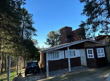 https:__pui.loft.com.br_listings_0b9977e9-e8d8-48ab-9a6a-2b0fa2fda94d_photos_3a7bd395?preset=desktop · Casa à venda em Hipica com 580 m², 2 quartos, 1 vaga