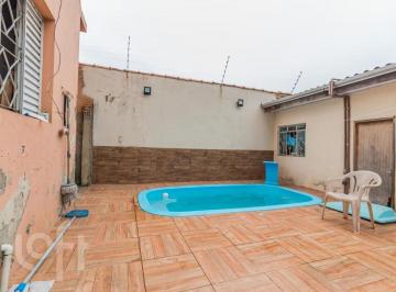 https:__pui.loft.com.br_listings_04dabe4c-fd45-4697-af15-0b40b4ef696b_photos_cb079180?preset=desktop · Casa à venda em Partenon com 440 m², 7 quartos, 3 suítes, 4 vagas