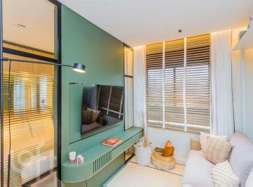 https:__pui.loft.com.br_listings_3910ba9c-bbe9-45ca-8abe-4e8a20cd609f_photos_4e469f0b?preset=desktop · Apartamento à venda em Partenon com 58 m², 1 quarto, 1 vaga