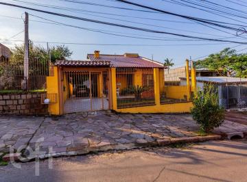https:__pui.loft.com.br_listings_cd72ca50-328a-4a81-bc78-c734e241f8fa_photos_7c3e0aa4?preset=desktop · Casa à venda em Rubem Berta com 103 m², 3 quartos, 1 suíte, 3 vagas