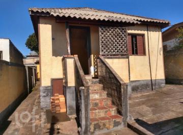 https:__pui.loft.com.br_listings_7a89712c-1c16-4177-8f7a-1129f484b810_photos_7bed9c08?preset=desktop · Casa à venda em Passo das Pedras com 200 m², 3 quartos