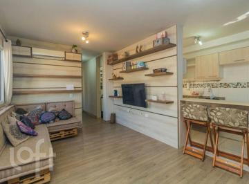 https:__pui.loft.com.br_listings_24c59d63-c137-4212-8d7b-e3b28bc95e86_photos_6258c51a?preset=desktop · Apartamento à venda em Humaitá com 67 m², 3 quartos, 1 suíte, 1 vaga