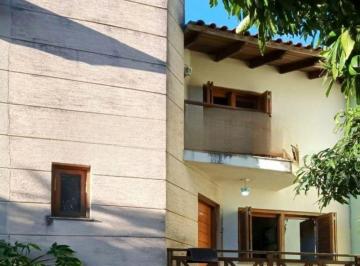https:__pui.loft.com.br_listings_c46fa736-7a76-4009-b3e7-3e5b1cd852e8_photos_5357790c?preset=desktop · Casa à venda em Teresópolis com 79 m², 2 quartos, 2 vagas