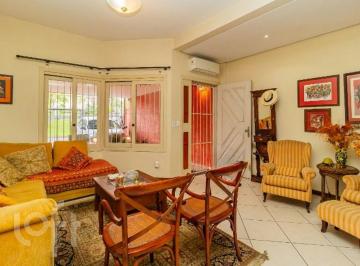 https:__pui.loft.com.br_listings_35855d25-995d-4ada-971b-30cea1d22090_photos_096c3a59?preset=desktop · Casa à venda em Vila Ipiranga com 172 m², 3 quartos, 2 suítes, 3 vagas